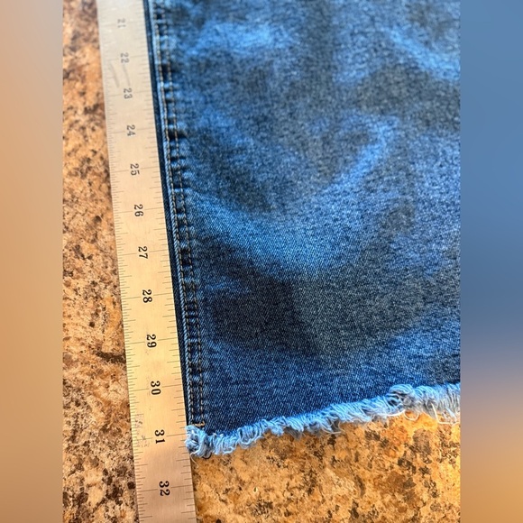 BCBGeneration Blue Flare Wide Leg Jeans Size 7/28 High Rise - Picture 8 of 14